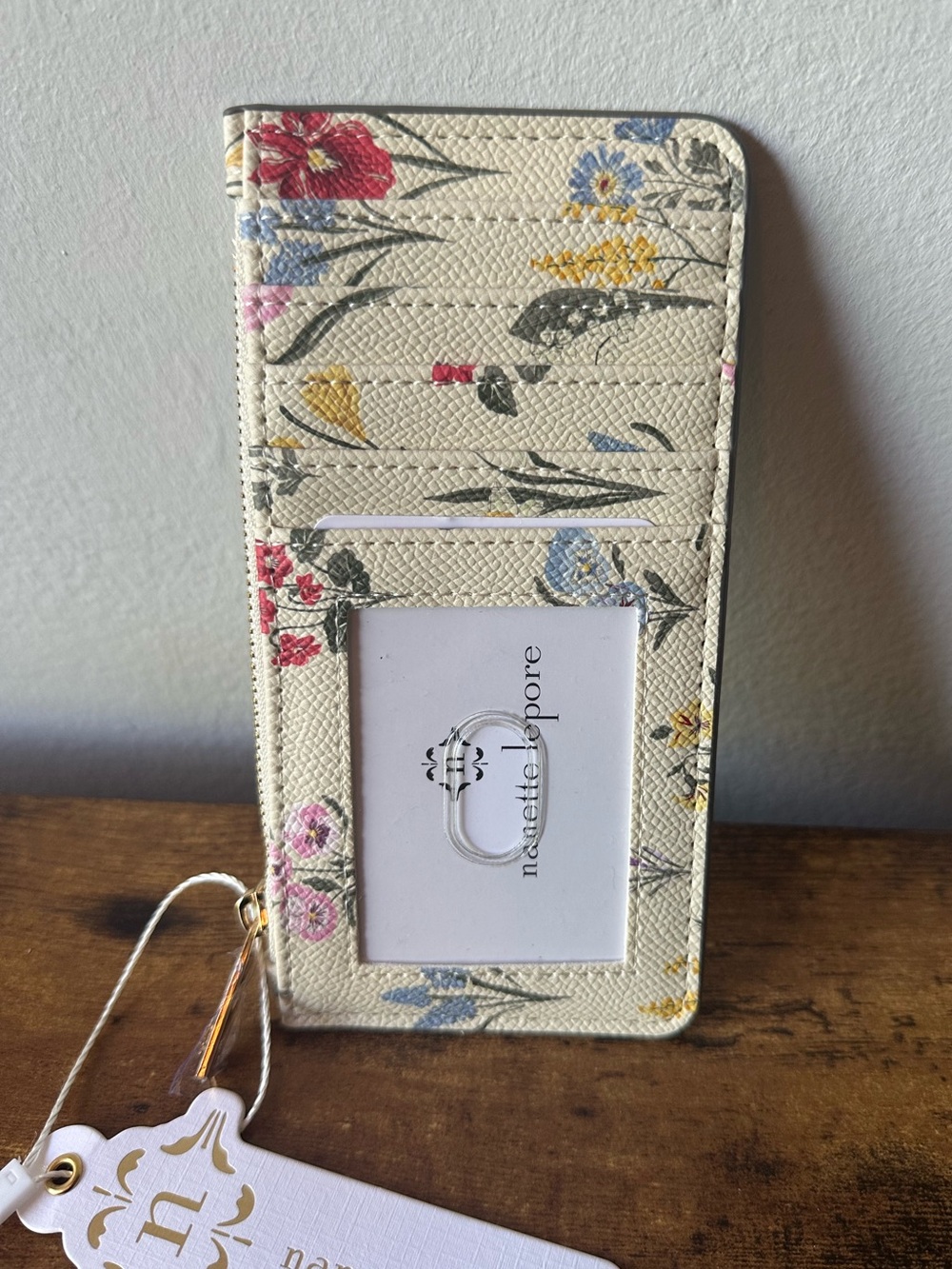 Nanette Lepore Cream Floral Cardholder Waller with ID Window & Zipper Pocket NWT